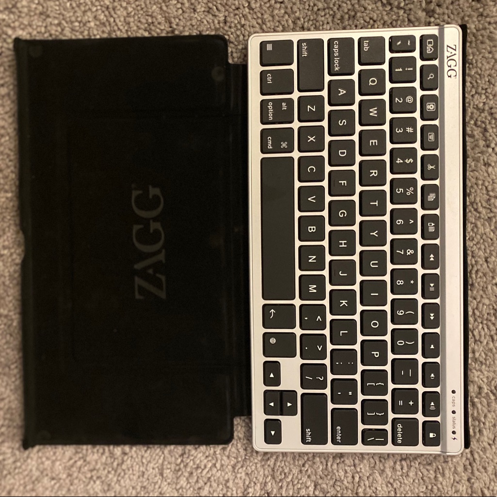Zagg Wireless Keyboard And Protective Case
